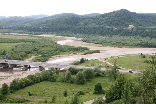 Verkhnje Synovydne, 18.6.2011
Pohled na řeku Stryj.
Klíčová slova: Verkhnje Syn´ovydne Stryj