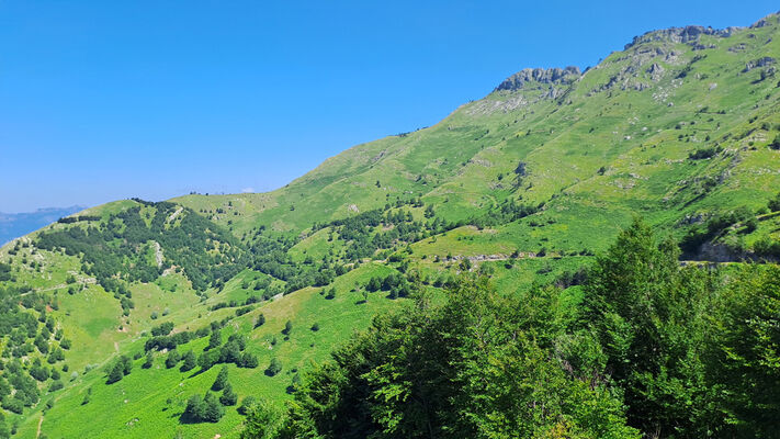 Ukbibaj, 29.6.2024
Nekonečné pastviny na svazích hory Maja Cukalit.
Klíčová slova: Shkodër Cukal Highlands