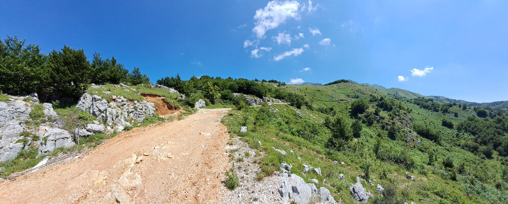 Ukbibaj, 29.6.2024
Qafa Livadhit - ráj motýlů.
Klíčová slova: Shkodër Cukal Highlands