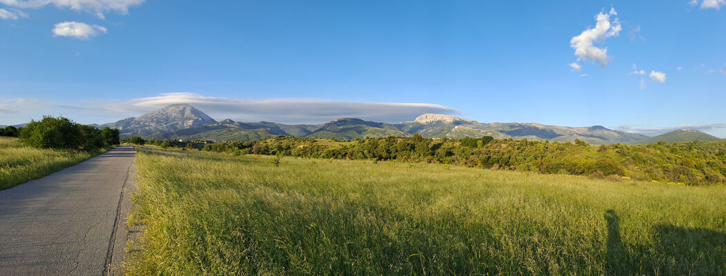 Amfithea, 28.4.2024
Pohled na Dirphys Mt a Xerovouni Mt.
Klíčová slova: Euboea Dirphys Mt Steni Dirfyos Dima giachinoi