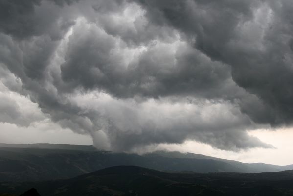 Séres, 18.6.2010
Příchod bouře v pohoří Vrontoús.
Keywords: Řecko Séres Vrontoús