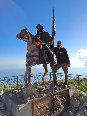 Mount Tomorr, 29.6.2024
Tomorr, památník Statuja Abaz Ali.
Klíčová slova: Albania Berat Mount Tomorr Václav Dušánek