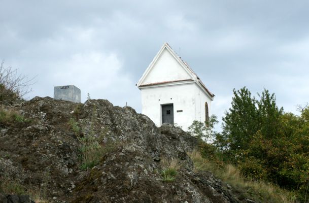 Jičín - vrch Zebín, 15.8.2007
Kaple na vrcholu Zebína.
Klíčová slova: Jičín Zebín